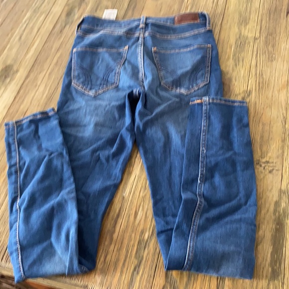 Hollister jeans high rise super skinny W23 L 30 - Picture 2 of 2